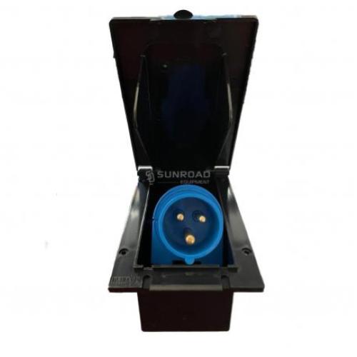 TOMA DE CORRIENTE MACHO FIJA 230V AGUJERO 135X70MM NEGRO