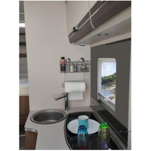 PORTA ROTOLO IN FILO CROMATO A VENTOSA CON CESTINO